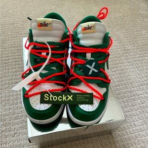 Nike dunk low off white pine green